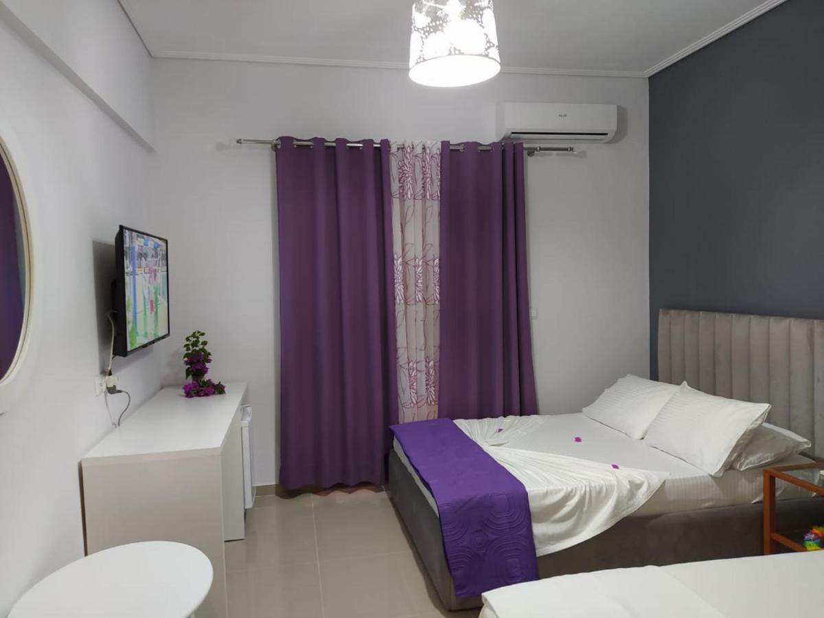 Hotel Elisabet Sarandë エクステリア 写真
