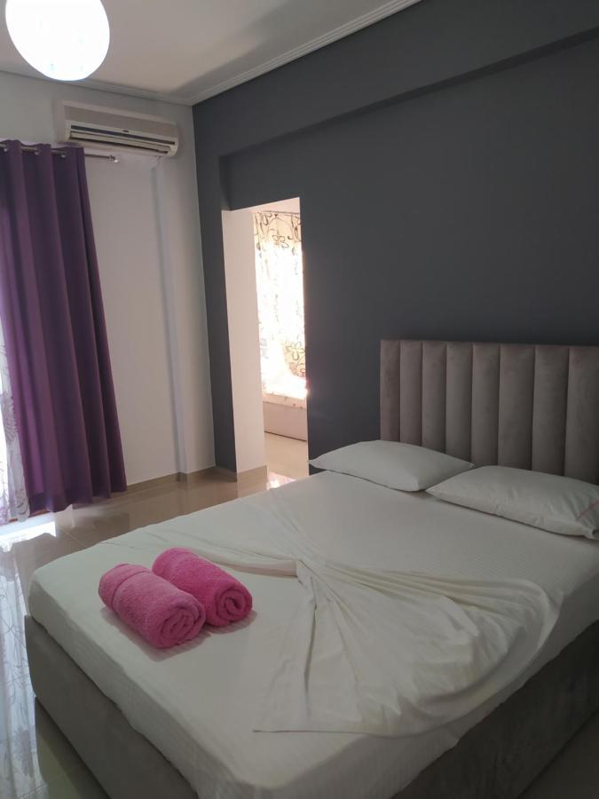 Hotel Elisabet Sarandë エクステリア 写真