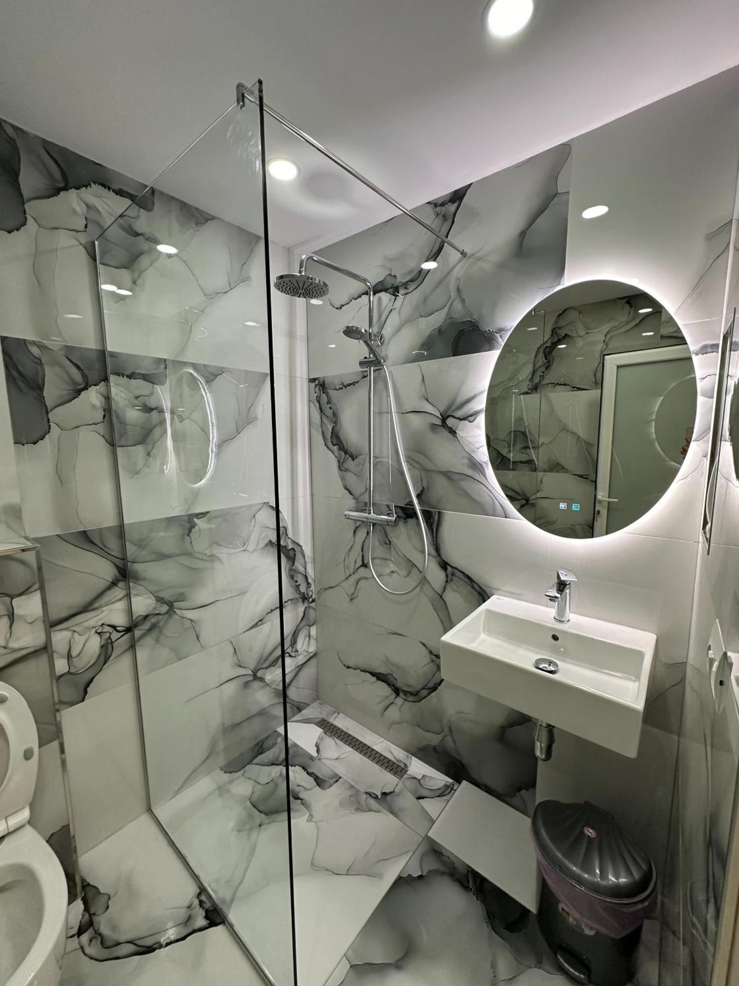 Hotel Elisabet Sarandë エクステリア 写真